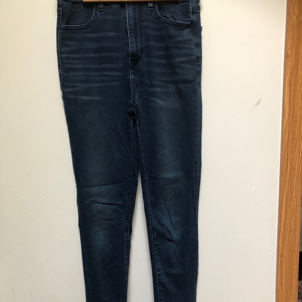 American Eagle Highest Rise Jegging Size 6